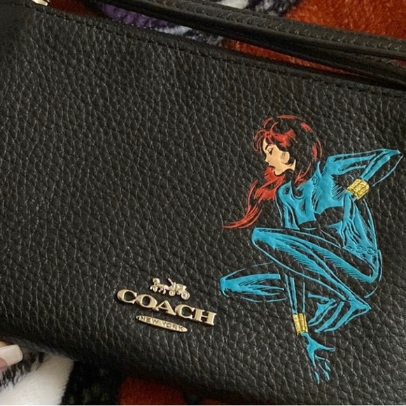NWT! Coach RARE Marvel Black Widow collector 3 set- drop price ! FINAL - Picture 12 of 15